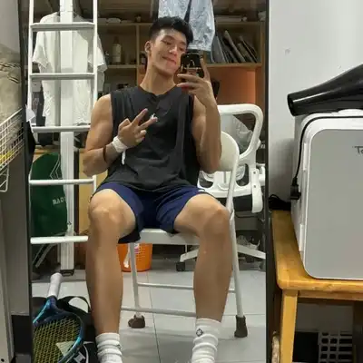 秦磊承